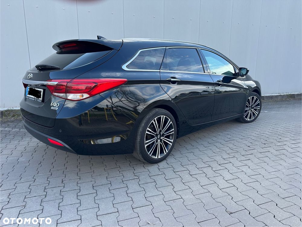 Hyundai i40 Kombi 1.7 CRDi DCT Premium - 8