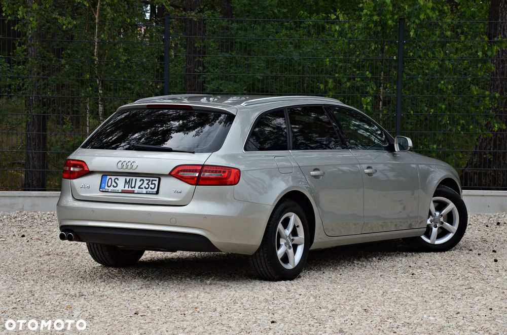 Audi A4 Avant - 4