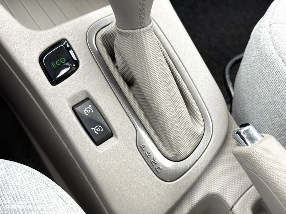 Renault Zoe (c/ Bateria) 41 kwh Intens - 23