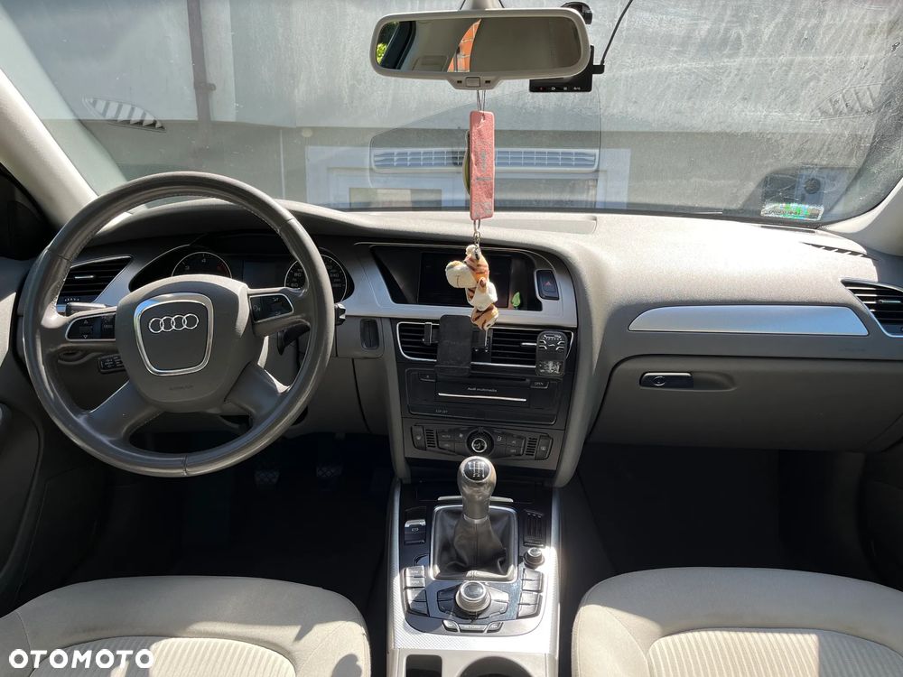 Audi A4 Avant 2.0 TDI DPF Attraction - 14