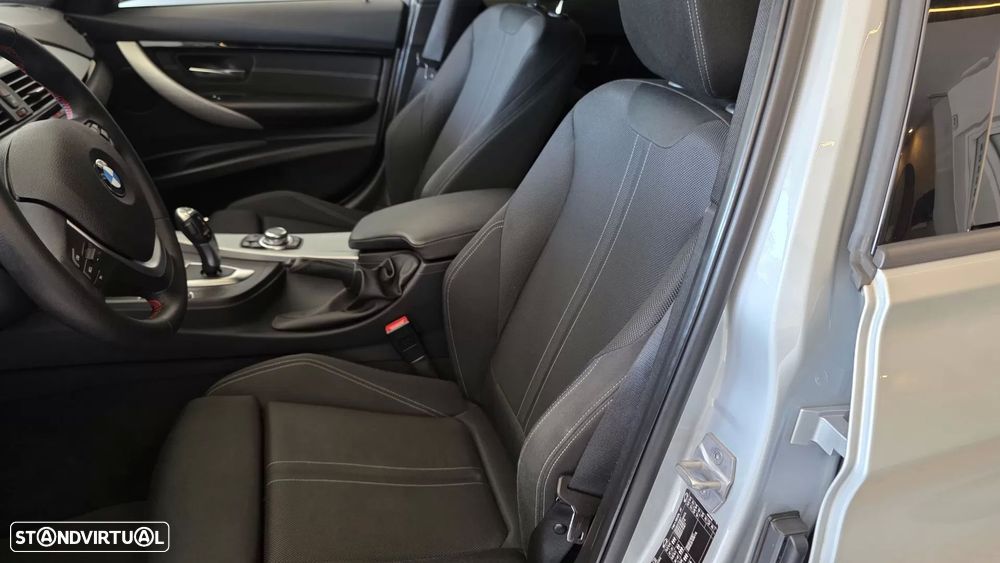BMW 318 d Line Sport Auto - 38
