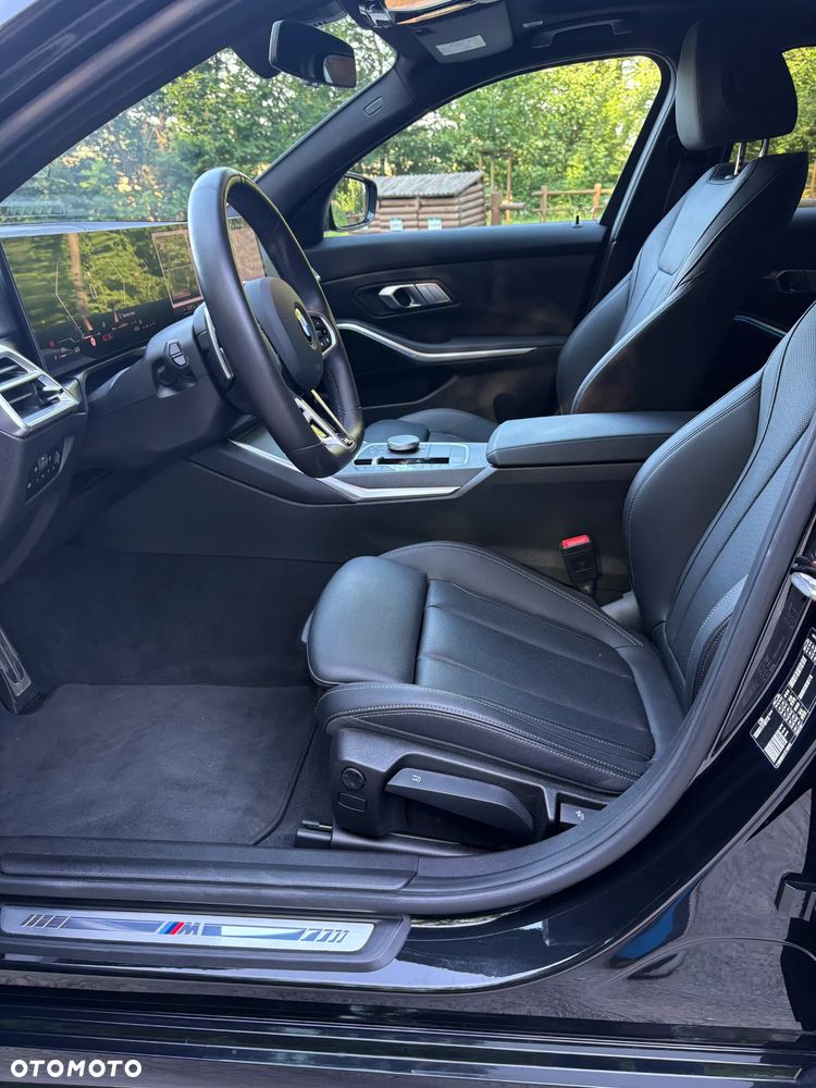 BMW Seria 3 320i M Sport - 28