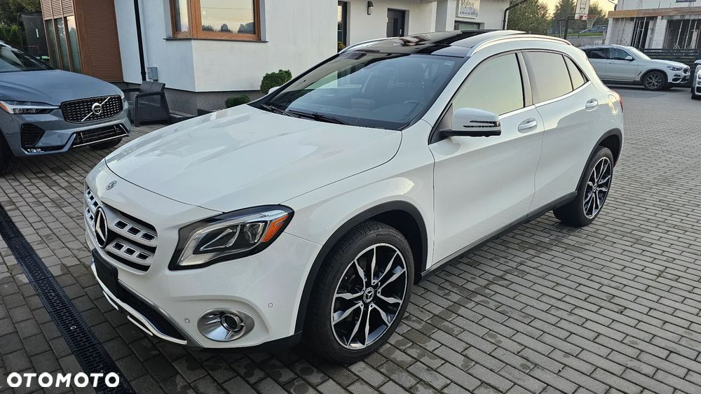 Mercedes-Benz GLA 250 4Matic 7G-DCT Peak Edition - 5