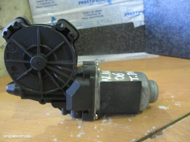 Motor Elevador Vidro 400929A NISSAN NOTE 2006 TD - 1
