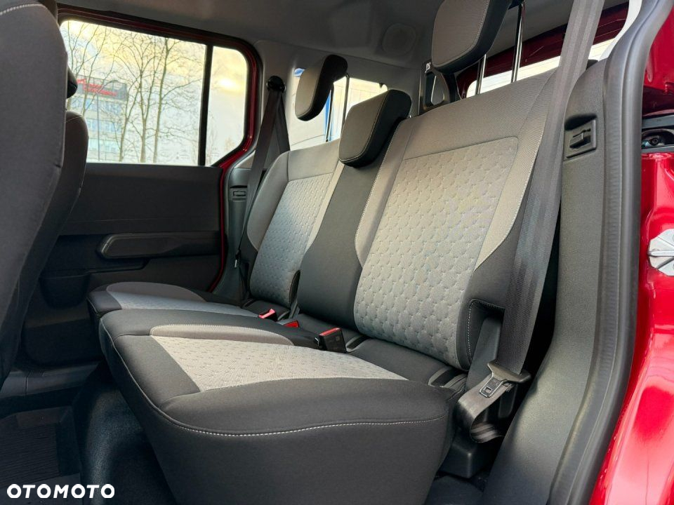 Ford Tourneo Courier - 10