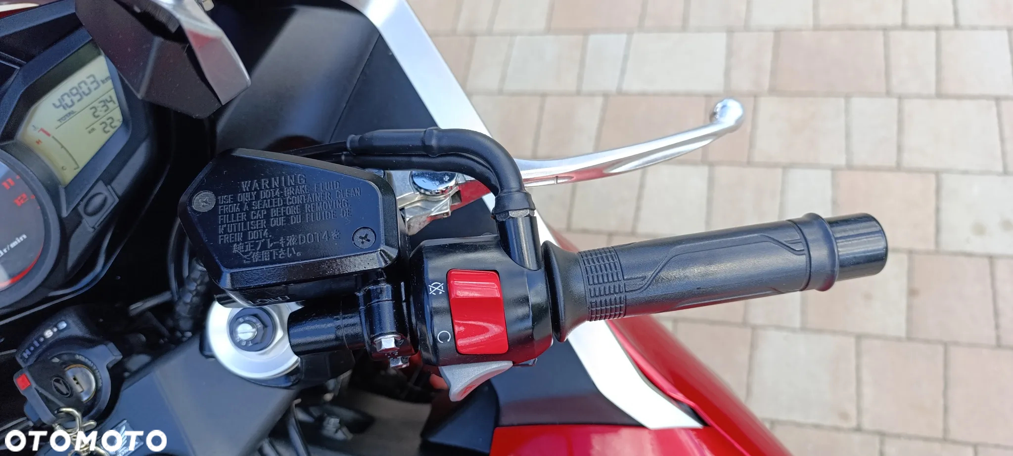 Honda VFR - 11