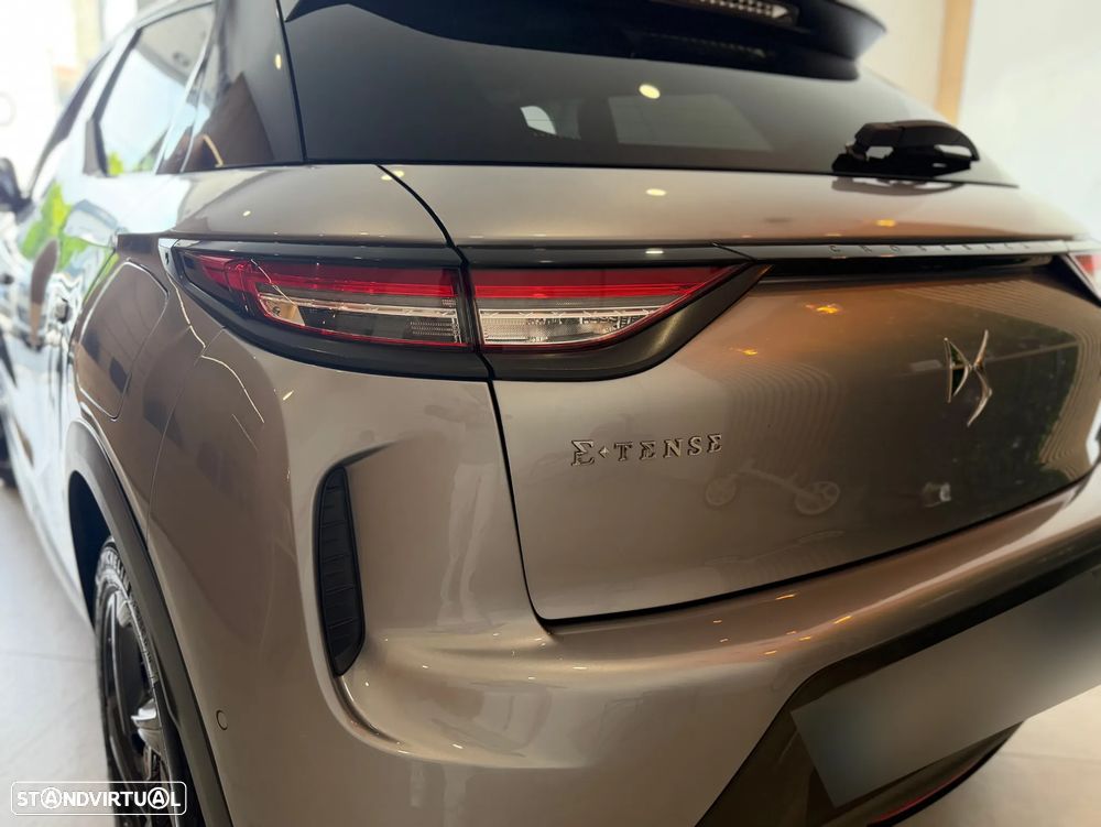 DS DS3 E-TENSE PERFORMANCE LINE - 43