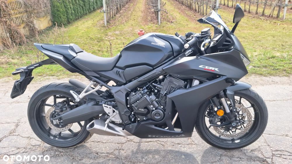 Honda CBR - 7