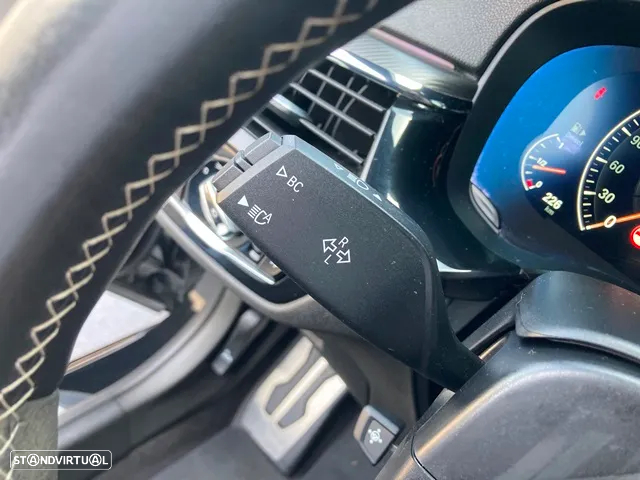 BMW M550d xDrive Auto - 28