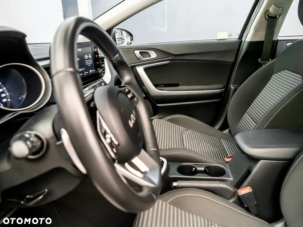 Kia Ceed 1.5 T-GDI M DCT - 20