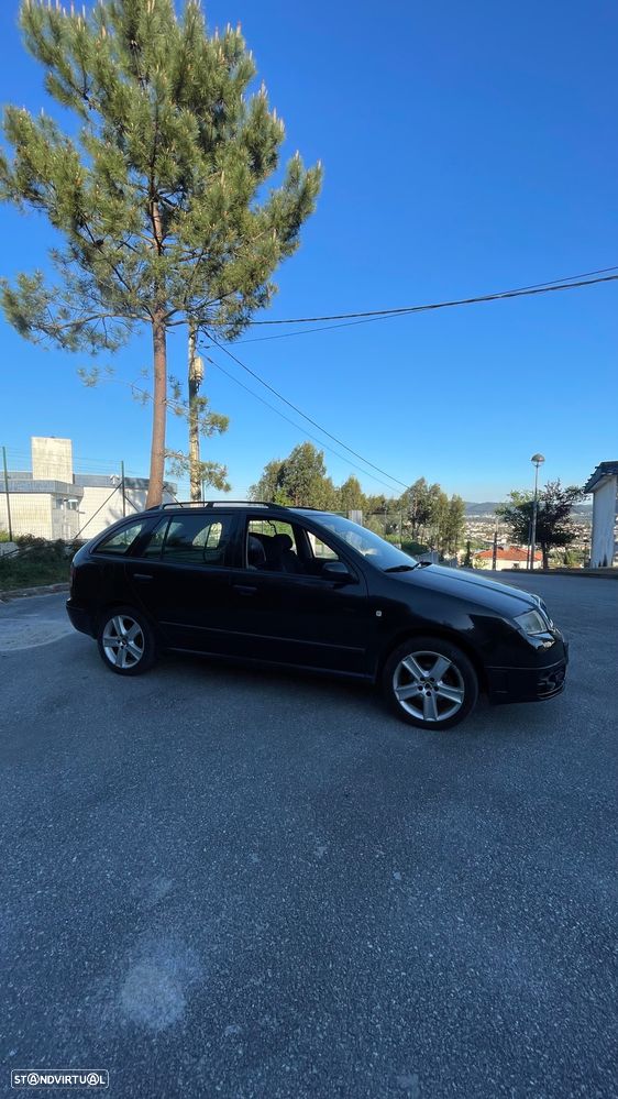 Skoda Fabia Break 1.4 TDi Sportline - 3