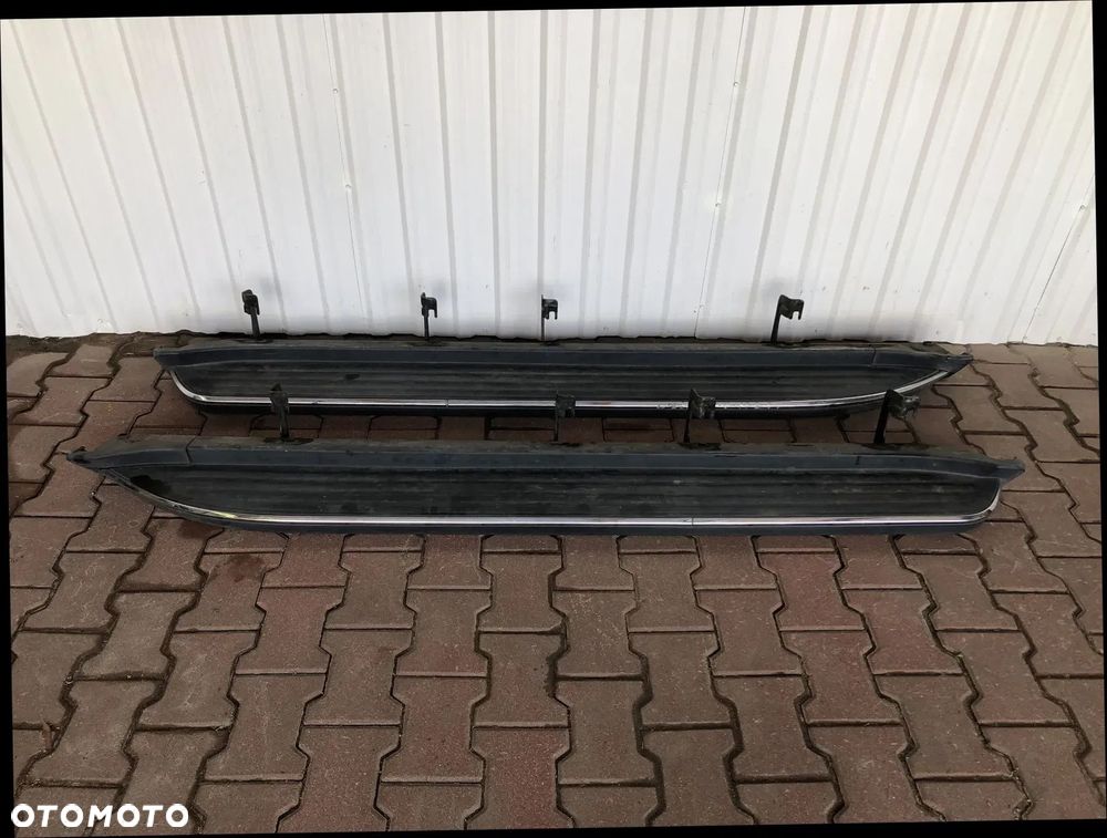CADILLAC ESCALADE III 6,2 V8 2006-2014 STOPIEŃ LEWY PRAWY STOPNIE PROGI LISTWY PROGOWE - 1