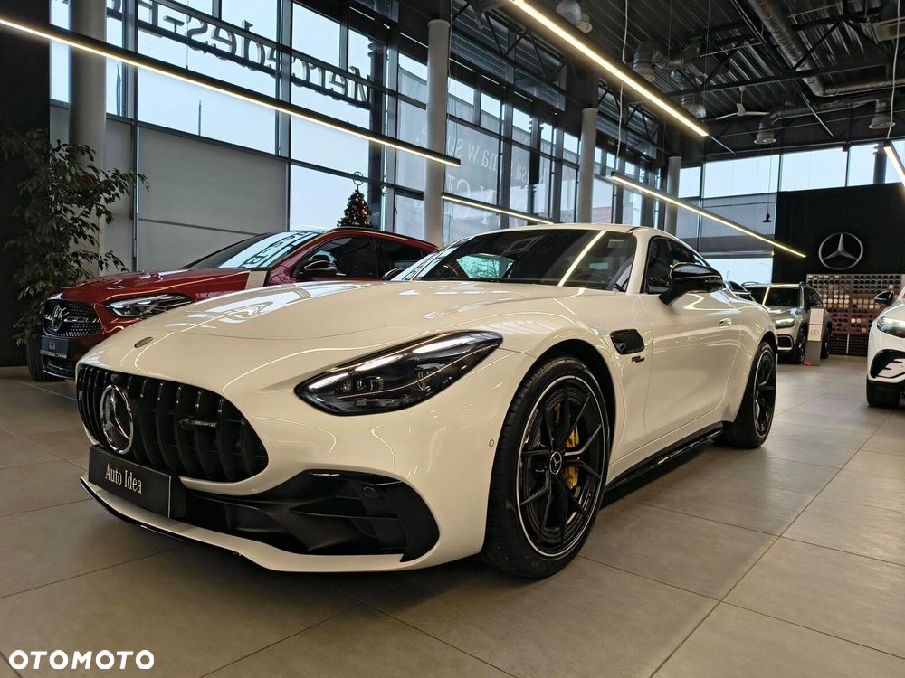 Mercedes-Benz AMG GT - 4