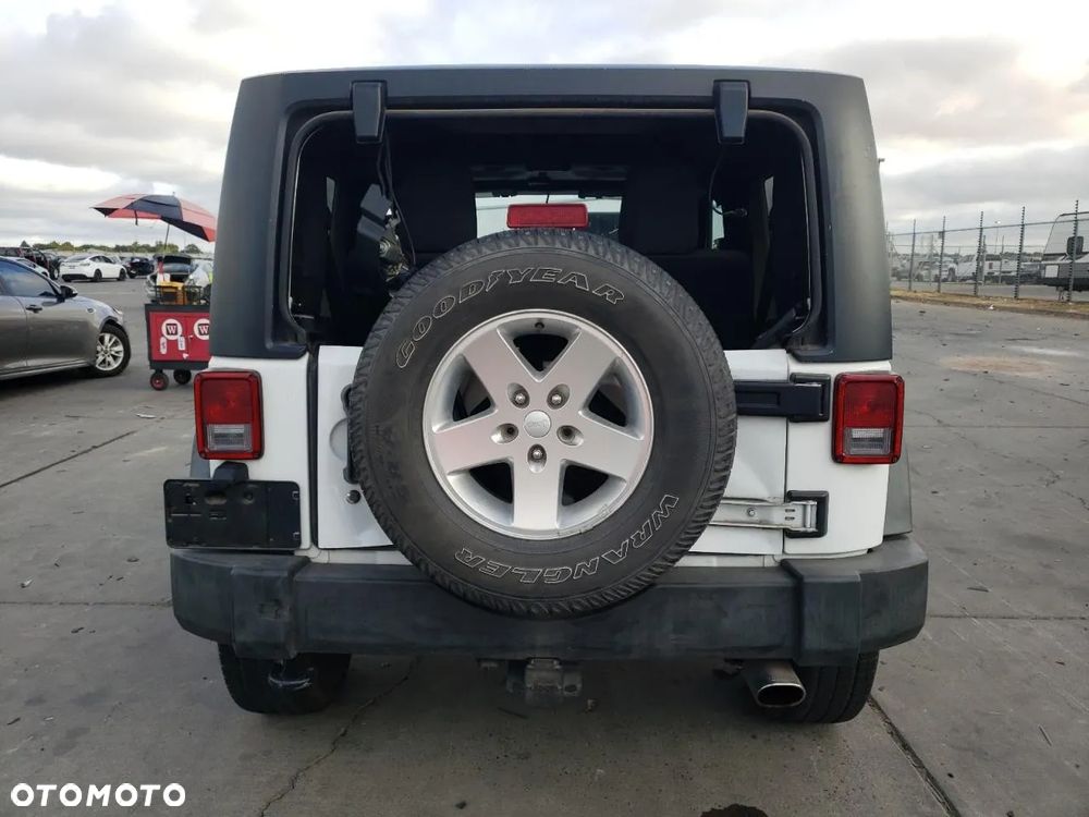 Jeep Wrangler - 7