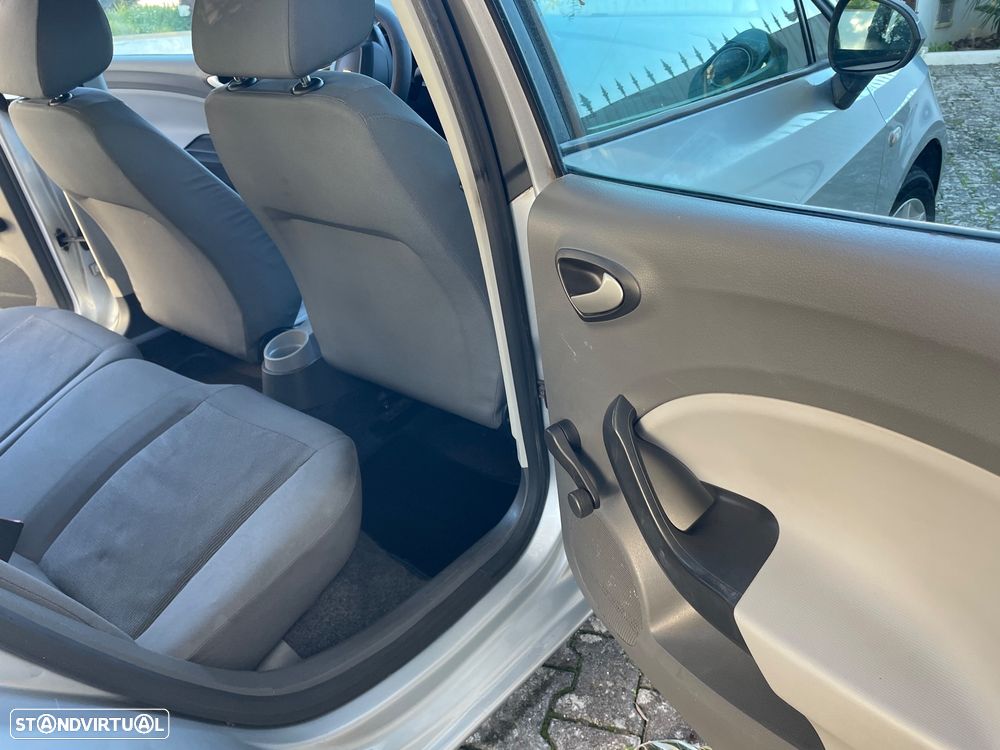 SEAT Ibiza 1.2 12V Reference - 18