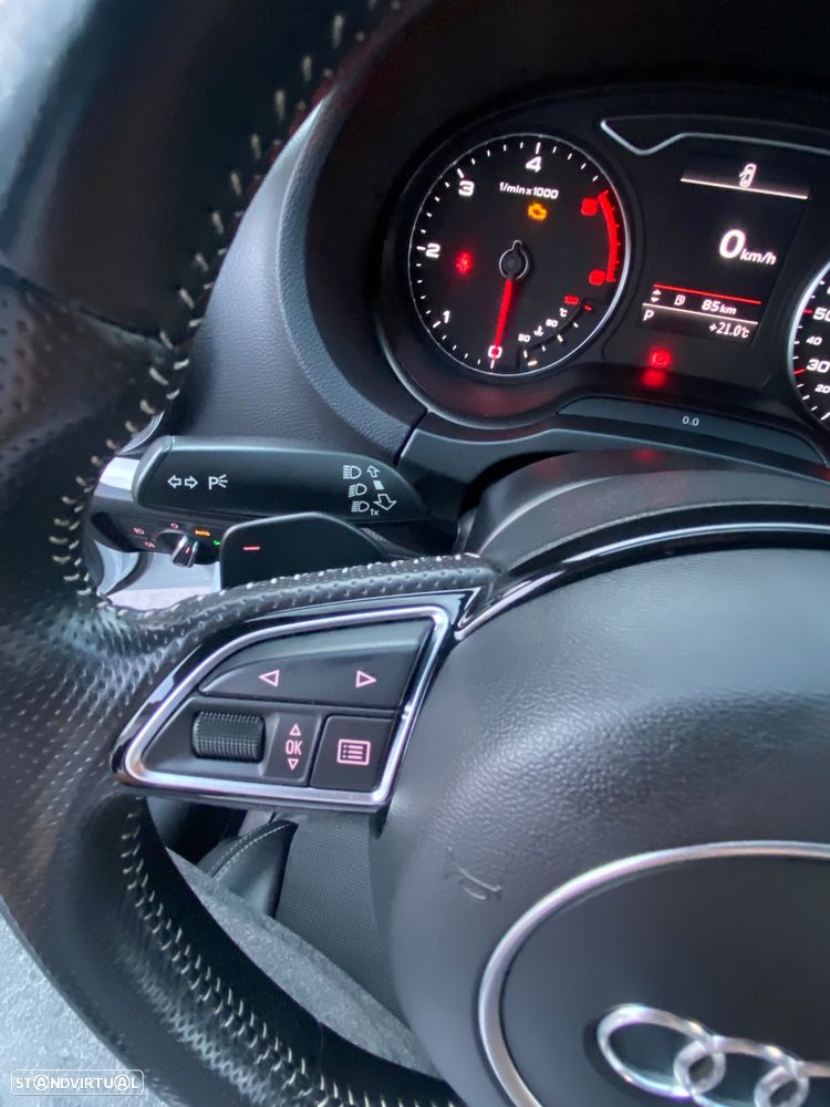 Audi A3 Sportback 2.0 TDI S-line S tronic - 27