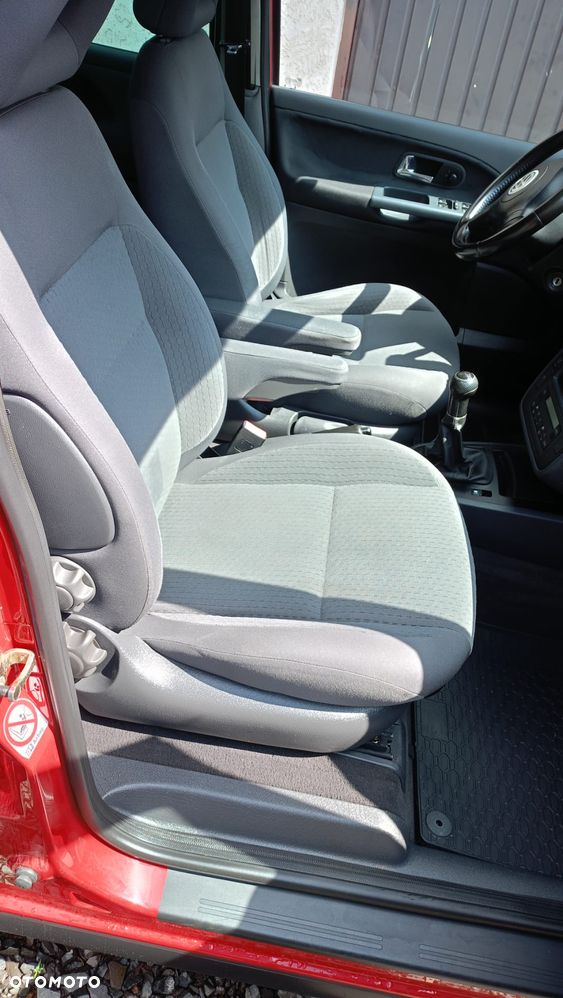 Volkswagen Sharan 1.8T Basis - 16