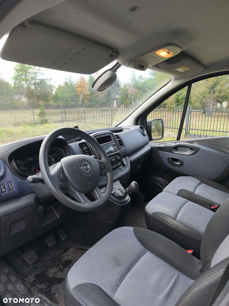 Opel VIVARO - 21