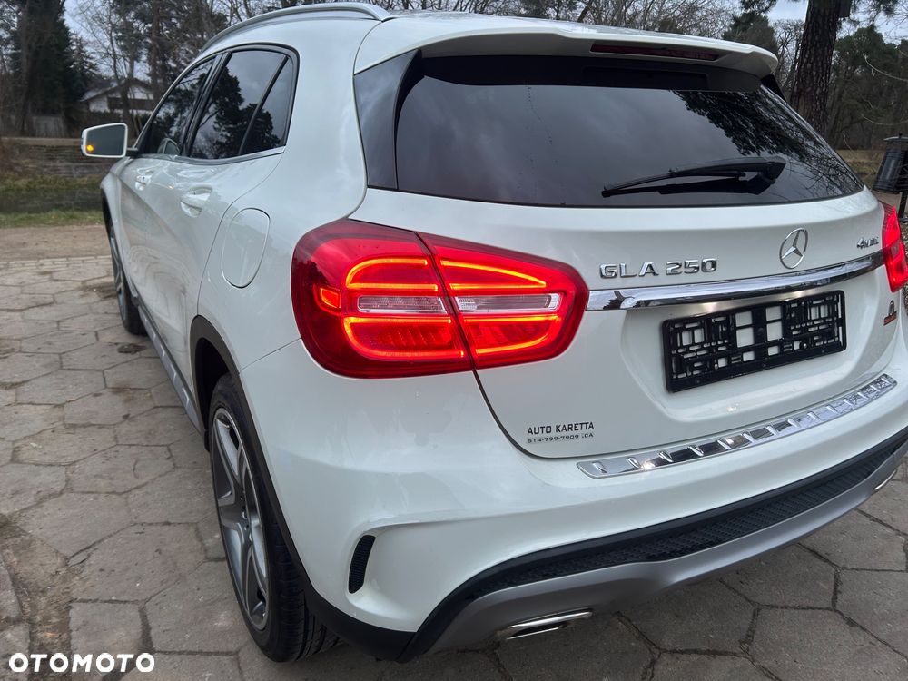 Mercedes-Benz GLA 250 4Matic 7G-DCT AMG Line - 3
