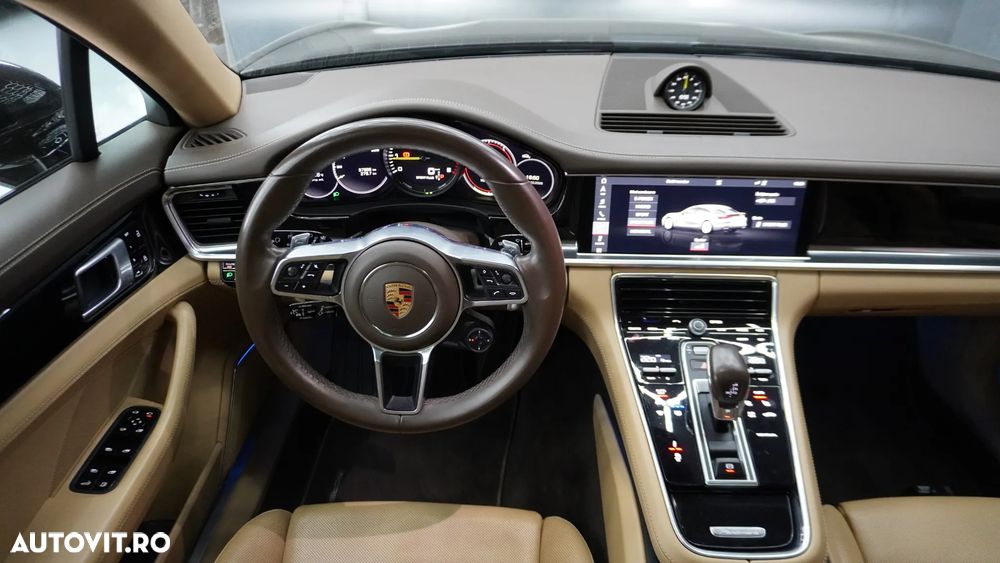 Porsche Panamera 4 E-Hybrid - 14