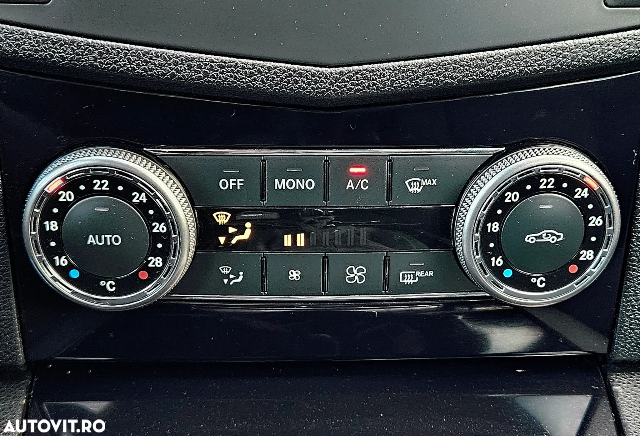 Mercedes-Benz C - 22