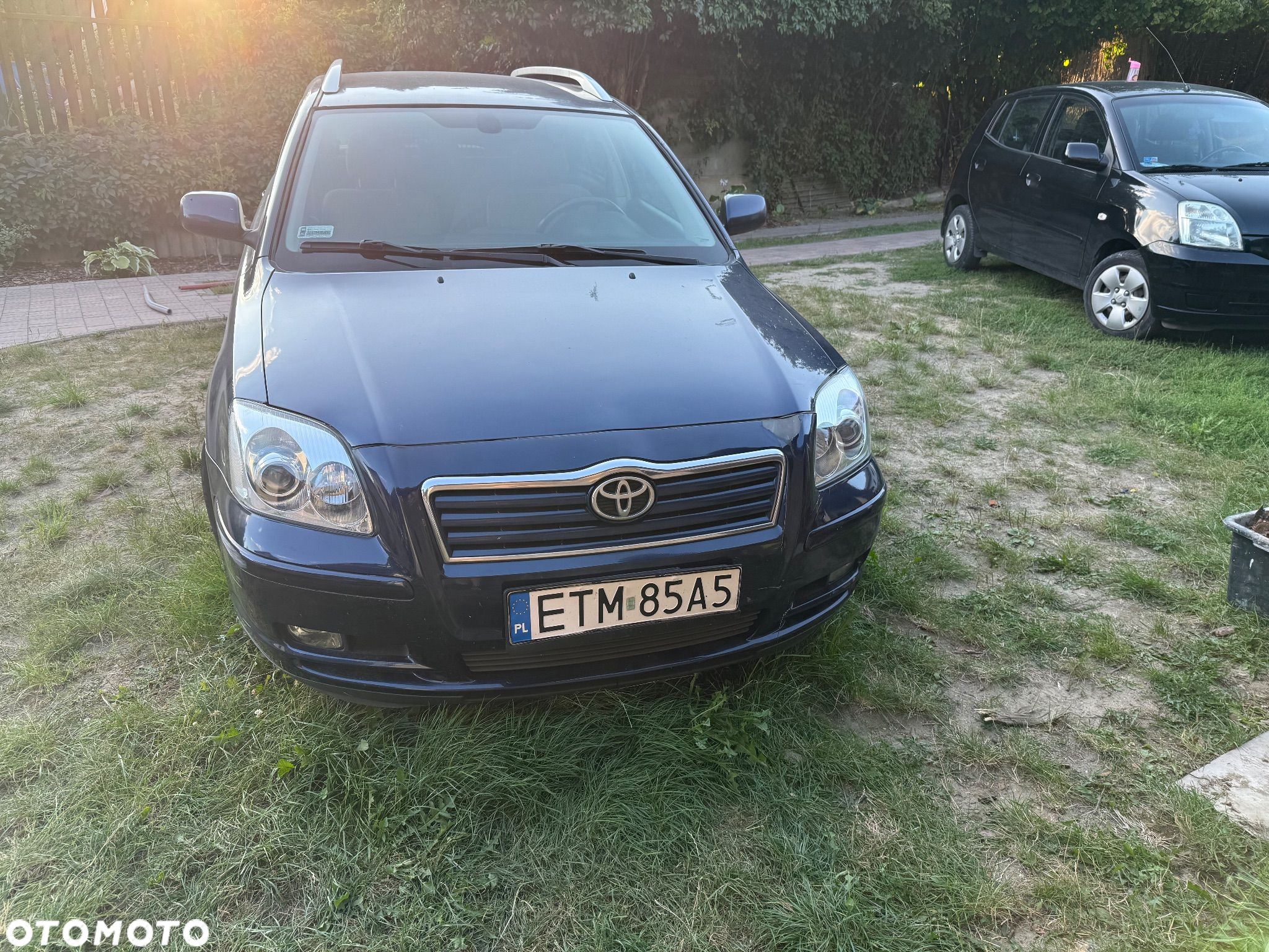 Toyota Avensis - 1