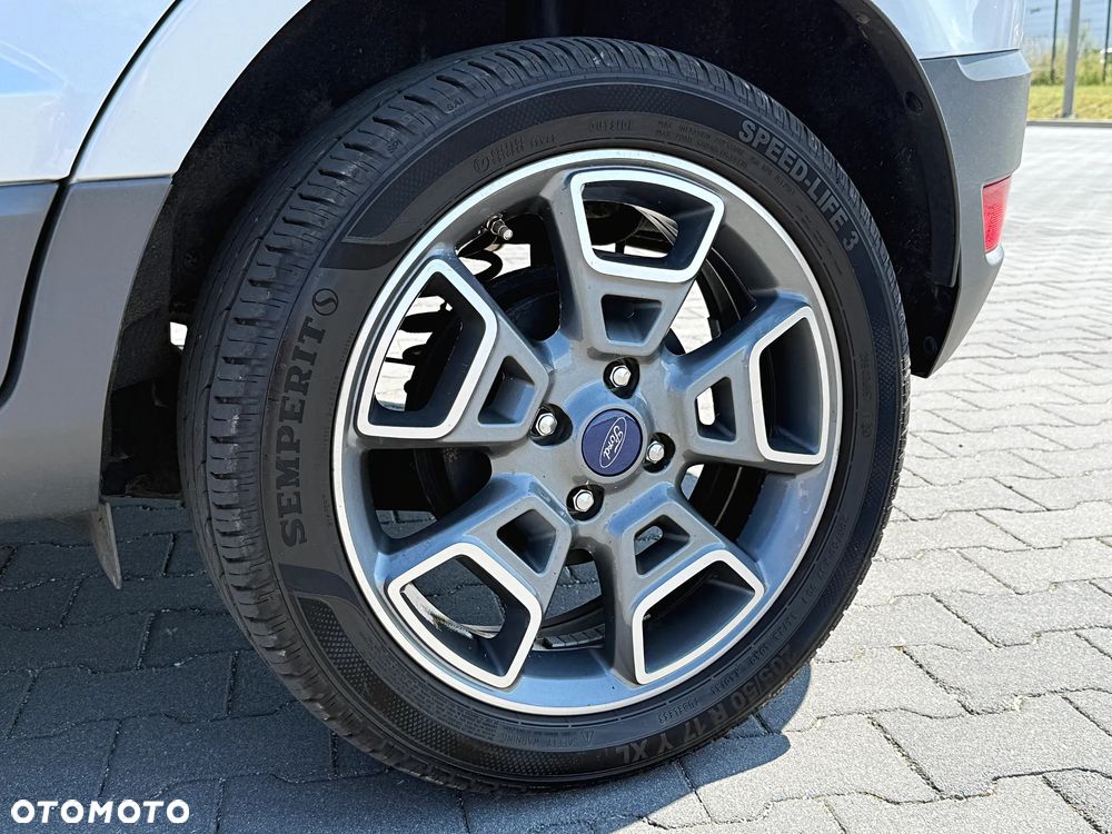 Ford EcoSport - 10
