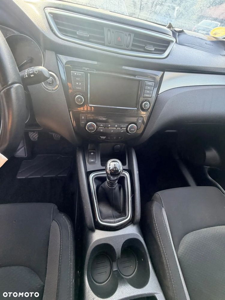 Nissan Qashqai - 15