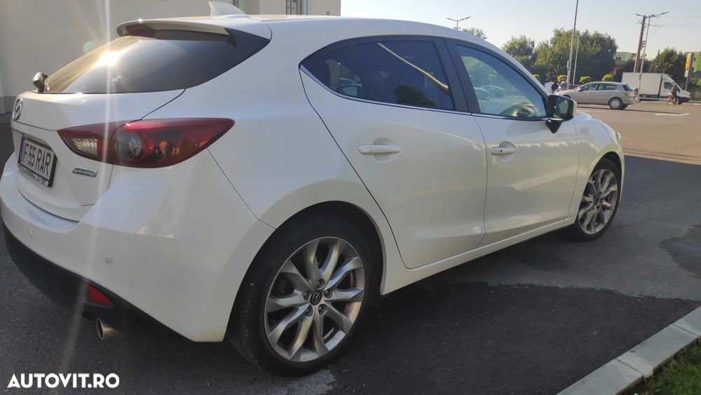 Mazda 3 - 5