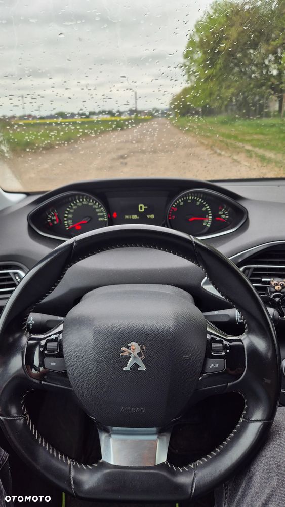 Peugeot 308 1.2 PureTech Active S&S - 13