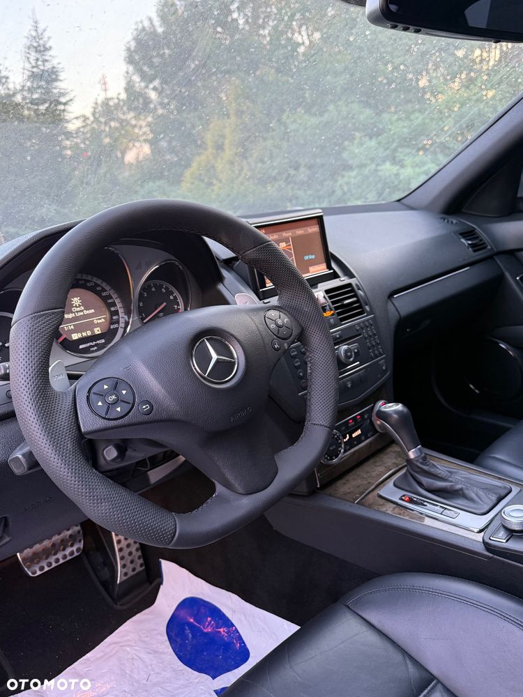 Mercedes-Benz Klasa C 63 AMG 7G-TRONIC - 19