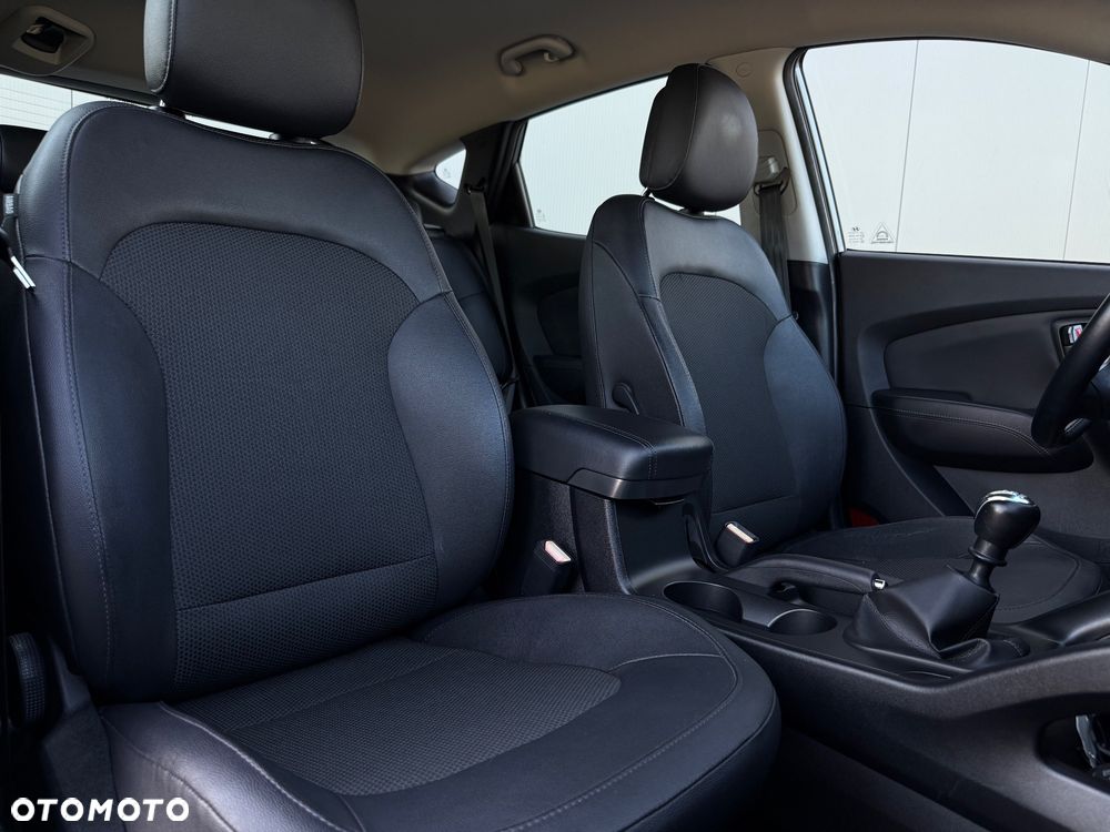 Hyundai ix35 1.6 2WD Fifa World Cup Edition - 21