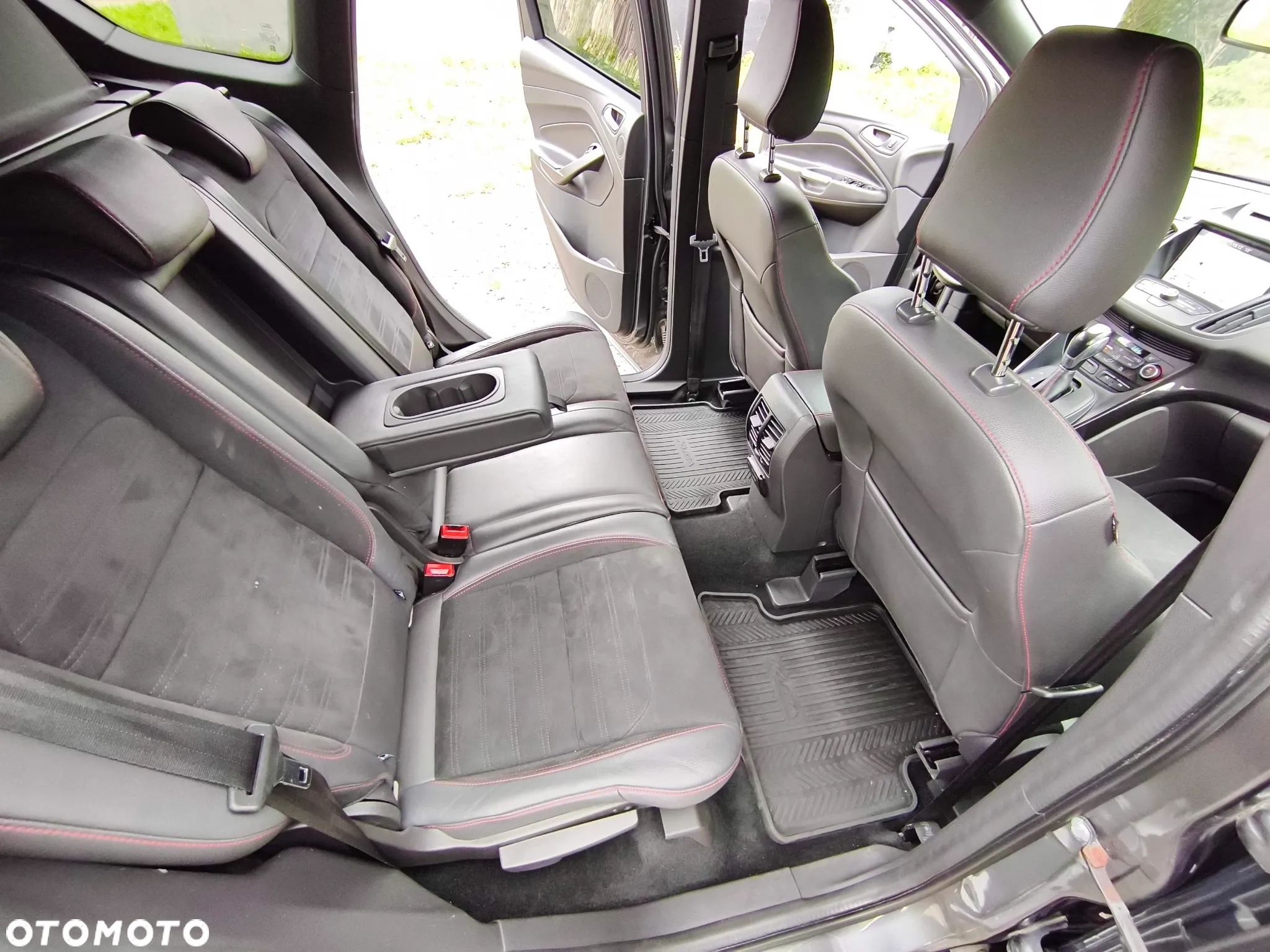 Ford Kuga 2.0 TDCi AWD ST-Line - 23