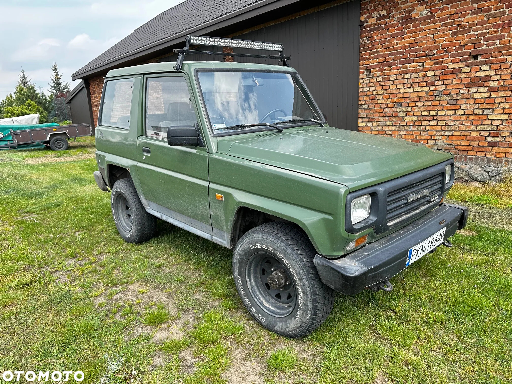 Daihatsu Rocky - 2