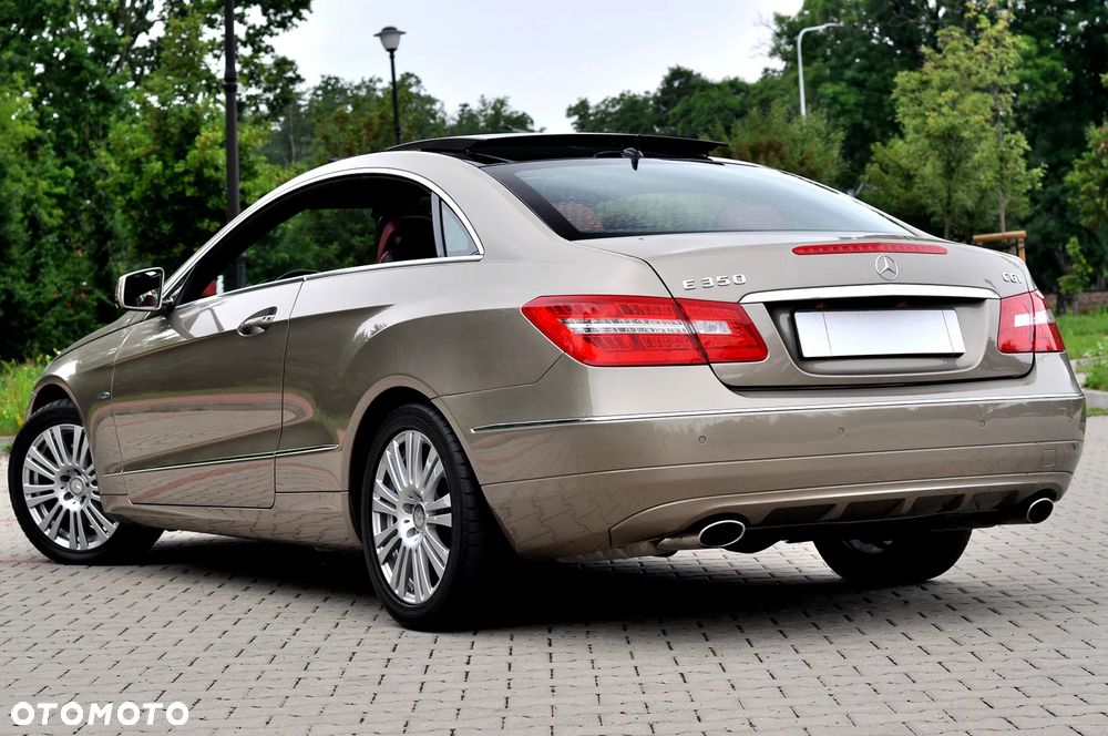 Mercedes-Benz Klasa E 350 CGI BlueEFFICIENCY 7G-TRONIC Avantgarde - 14