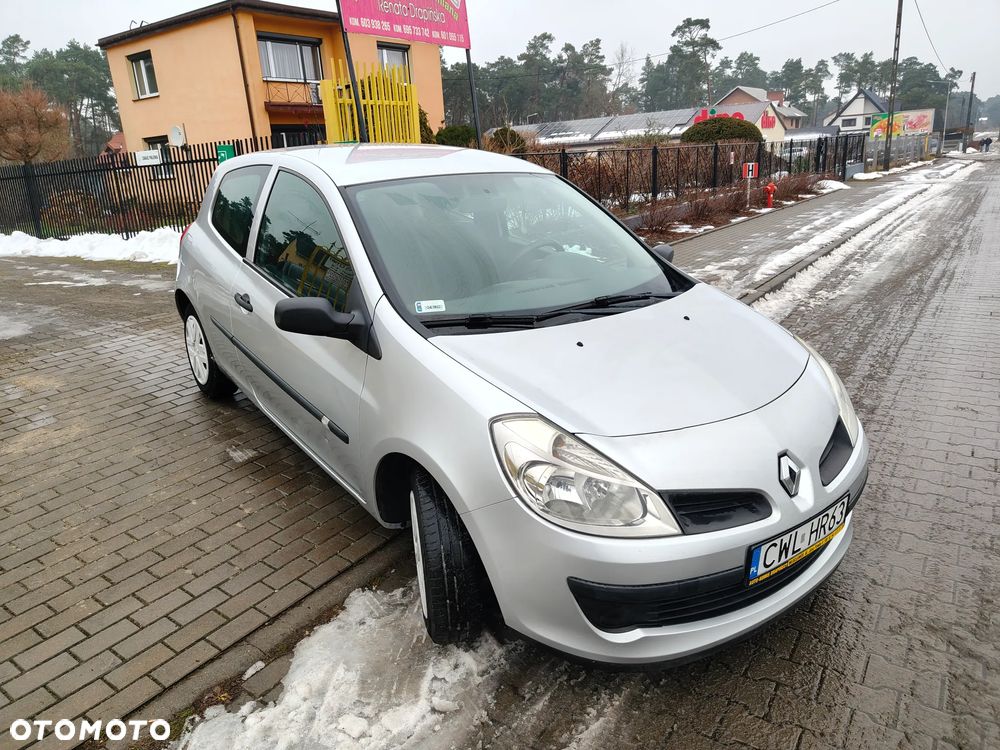 Renault Clio 1.2 16V 75 Expression - 6
