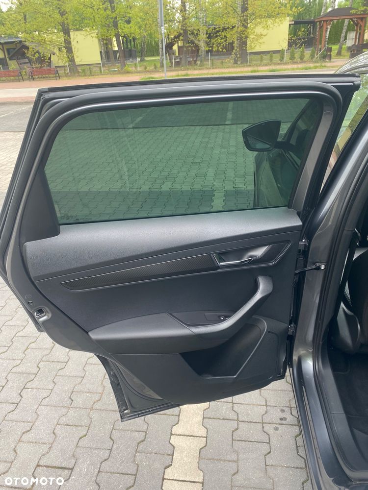 Skoda Karoq 2.0 TDI SCR Sportline - 31