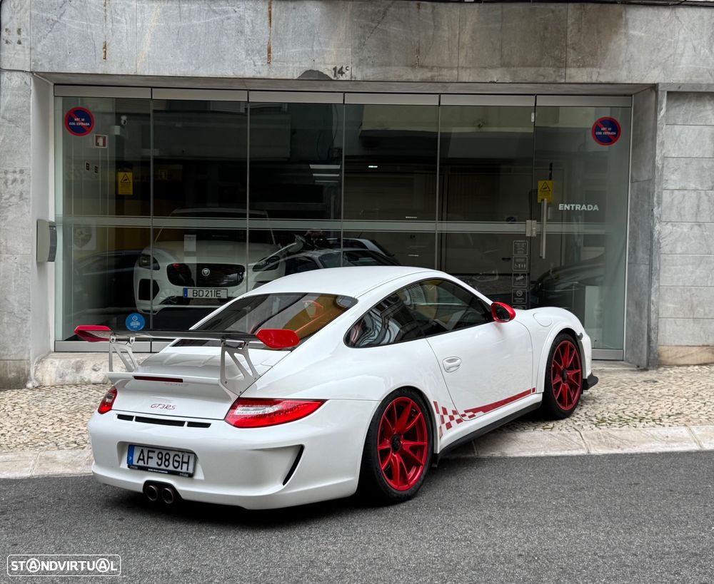 Porsche 911 (997) GT3 RS - 4