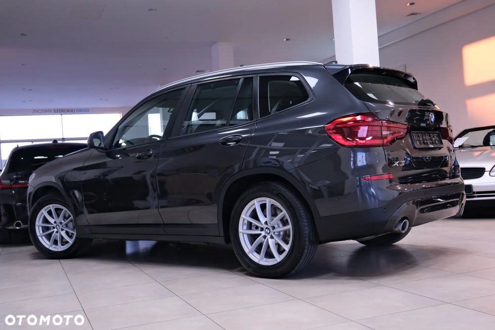 BMW X3 xDrive30e Luxury Line - 9