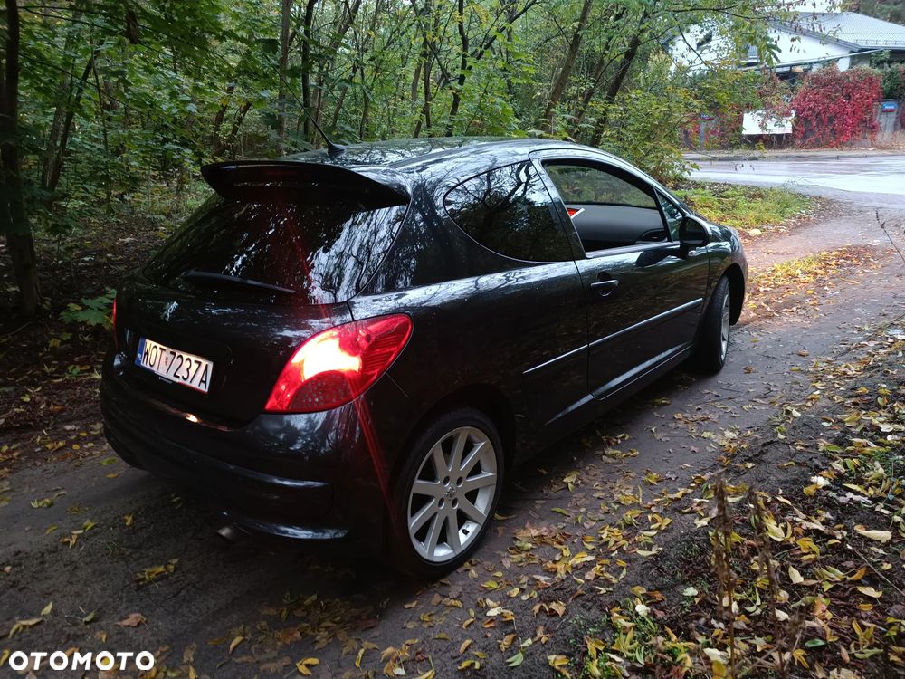 Peugeot 207 RC - 5