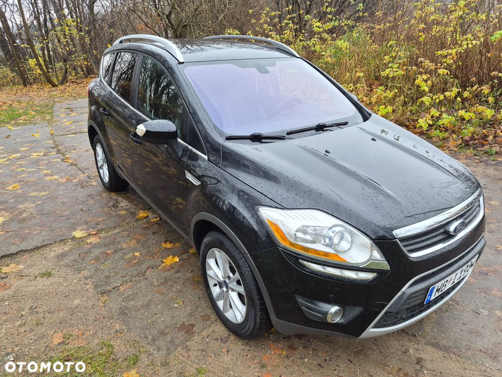 Ford Kuga 2.0 TDCi 2x4 Titanium - 3