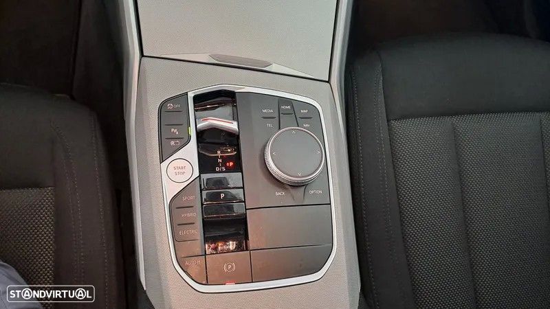 BMW 320 e Auto - 13