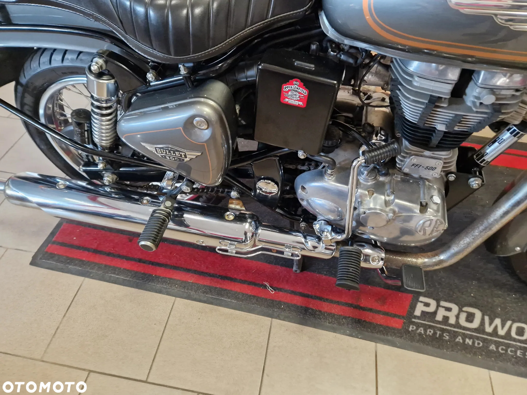 Royal Enfield Bullet - 28