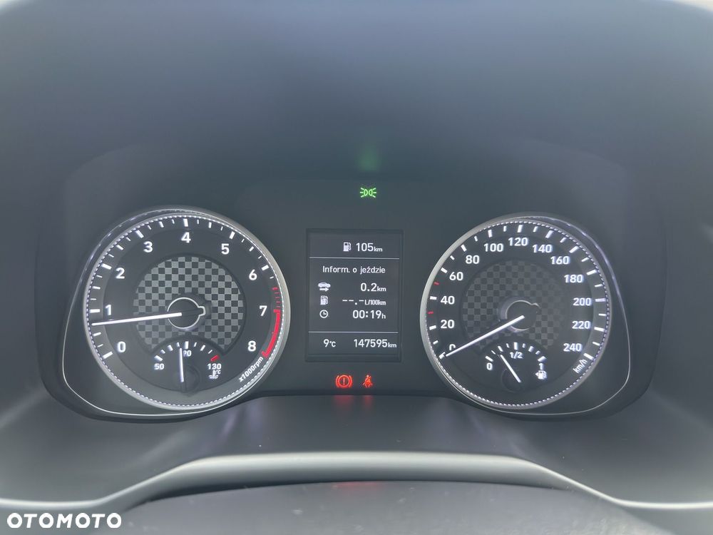 Hyundai Elantra 1.6 Comfort - 13