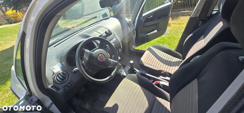 Fiat Sedici 1.6 16V 4x4 Dynamic - 4