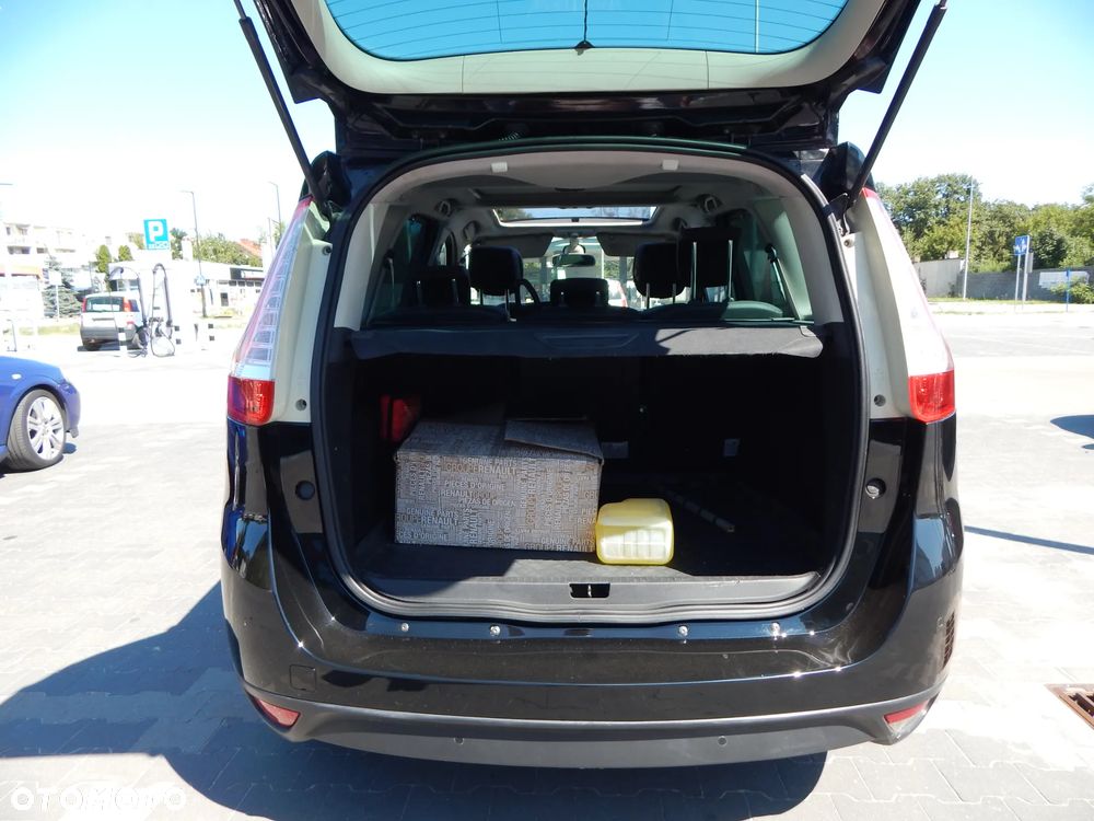 Renault Scenic Energy dCi 130 Start & Stop Bose Edition - 23