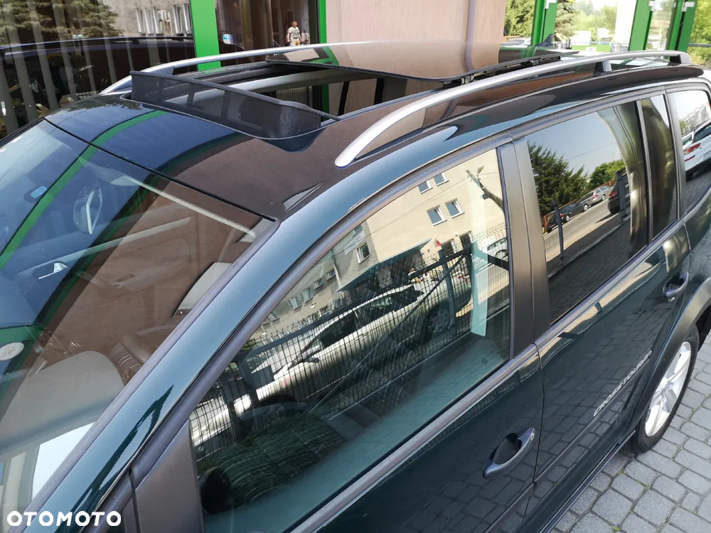 Volkswagen Touran 2.0 TDI DPF DSG Cross - 7