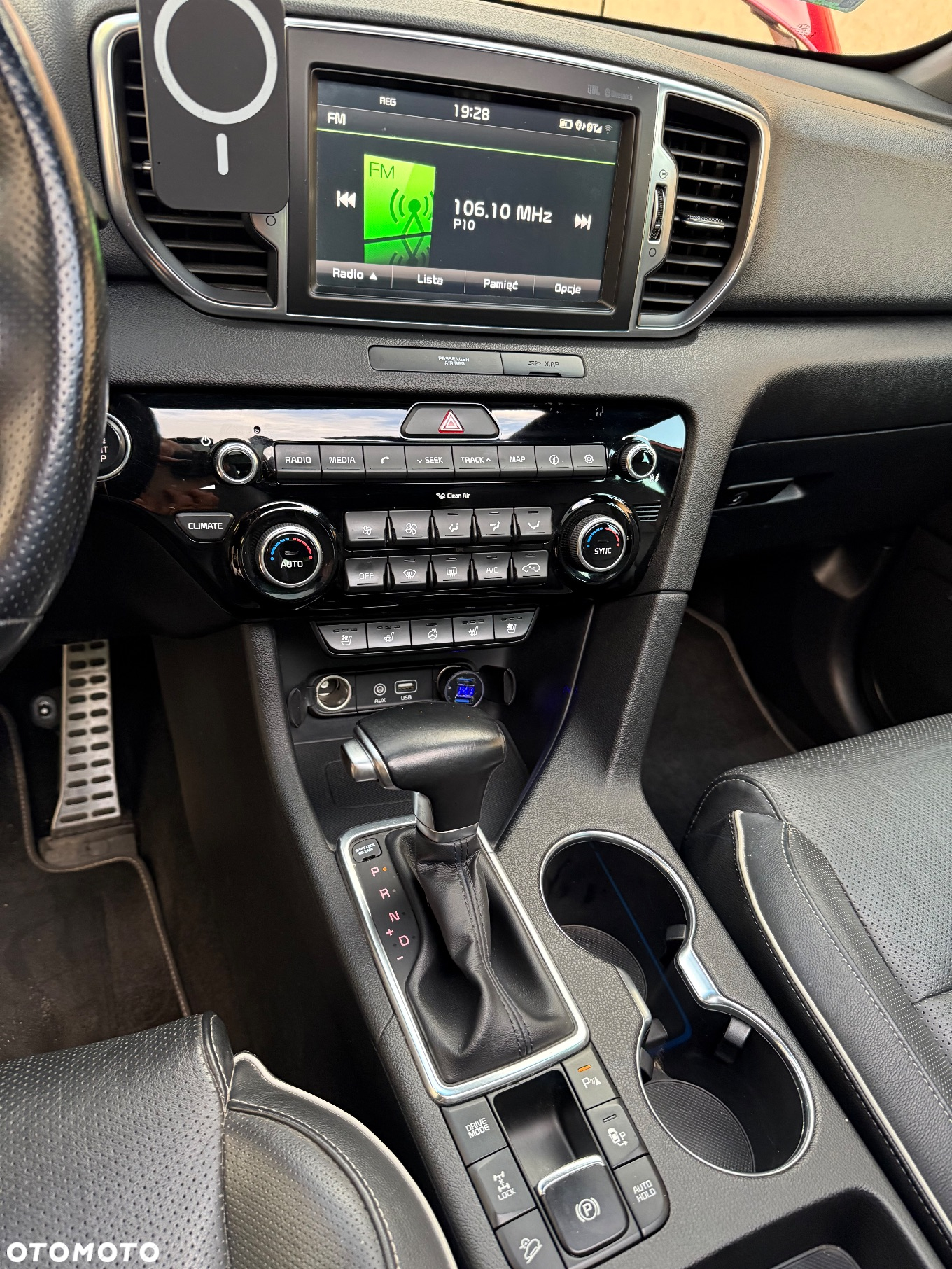 Kia Sportage 2,0 CRDI AWD GT Line - 24