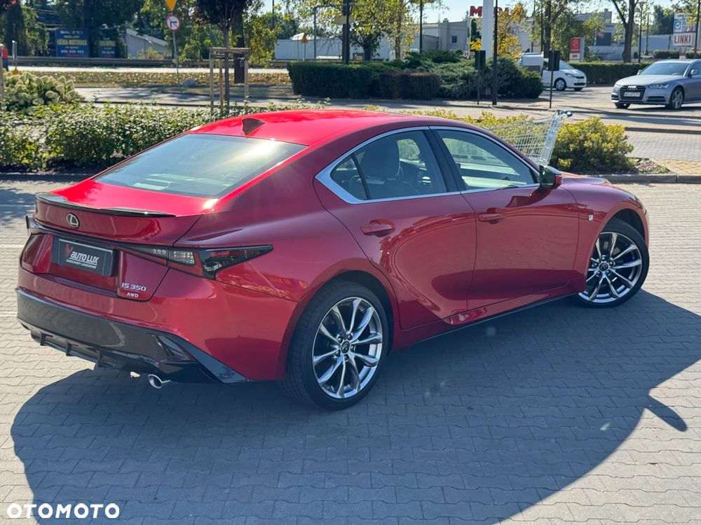 Lexus IS - 8