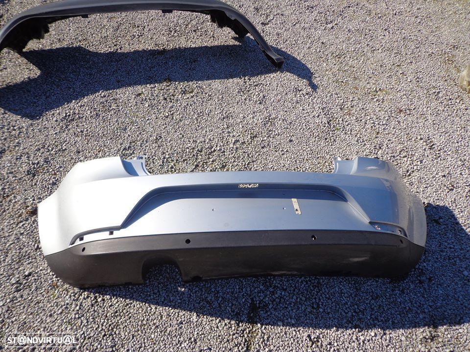 Para-choques Seat Ibiza  tras ano 2009 /2014 (com furos p sensores) - 1